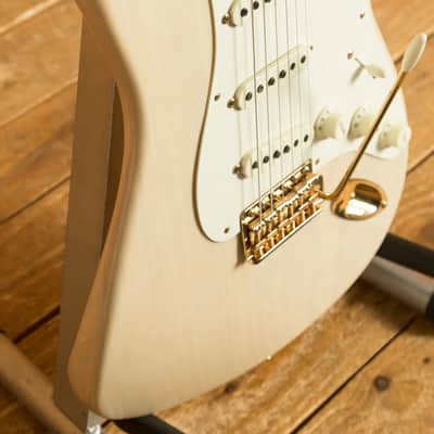 Fender Custom Shop Vintage Custom '57 Strat - Aged White Blonde *Used* image 6