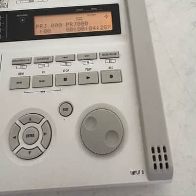 Zoom R16 USB Audio Interface / Digital Multitrack Recorder / Control Surface 2010s - White Bild 4