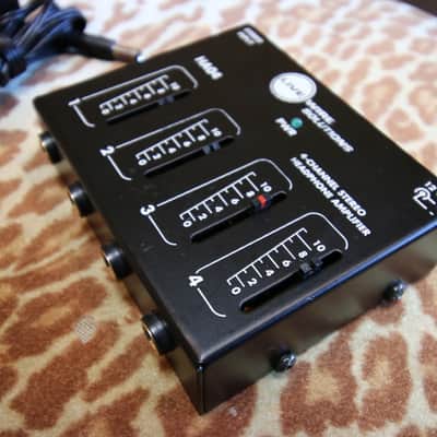 LiveWire Solutions HA04 4-Channe Stereo Headphone Amplifier image 3