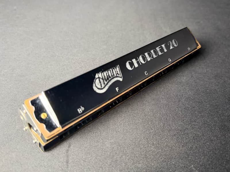 Huang Chordet 20 Chord Harmonica w/Original Case + Box image 1