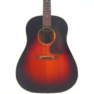 Gibson J-45 "Banner Logo" 1944 with maple back and sides - war years, character and the unmistakable Gibson slope-shoulder sound image 1