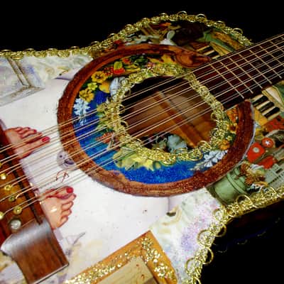 Art Guitar "FRIDA KAHLO" by the Artiste El Daga  Collage NFT Opportunity. Non Fungible Token Bitcoin image 13