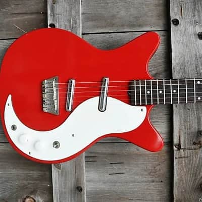 Jerry Jones Neptune Shorthorn 6 string-1991 Red w/OHSC- Super RARE Exc Shape-Wow! L@@@@K Neptune Short Horn 1991 - Red image 1
