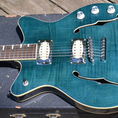 First Act Delia Semi-hollow body guitar - Model CE540 - Blue Green image 5
