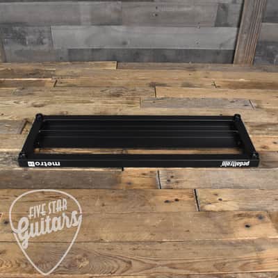 Pedaltrain Metro 24 Pedal Board with soft case image 4
