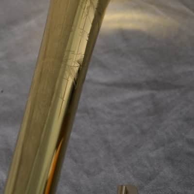 Trombon Bajo Shires Q36YR como nuevo image 9