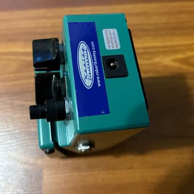 Keeley Boss TR-2 Tremolo with Mod 2010s - Green image 6