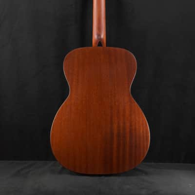 Eastman E2OM Solid Cedar/Sapele Orchestra Model Natural Truetone Satin image 8