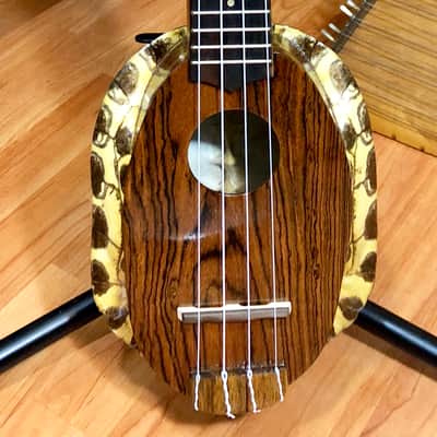 Turtle shell ukulele image 3