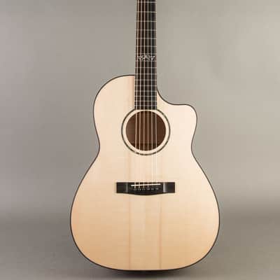 Huss and Dalton CM Cutaway Custom 2024 - Natural image 1