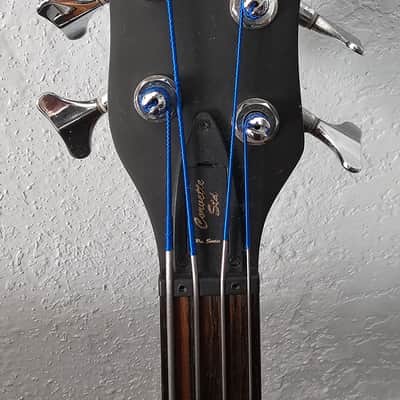 Warwick German Pro Series Corvette Fretless 4 String Bass image 11
