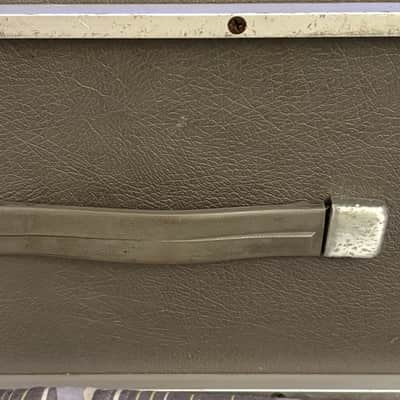 Shure Vocal Master (VA 300-C) - Grey image 14