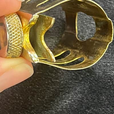 Vintage 1950s Otto Link Metal Alto Saxophone Ligature image 10