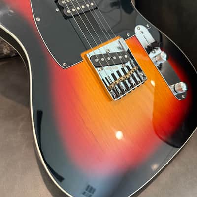 ROSEWOOD - Squier Classic Vibe '60s Telecaster Custom Sunburst image 2
