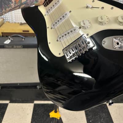 Squier Affinity Series Stratocaster with Rosewood Fretboard 2001 - 2018 - Black image 14