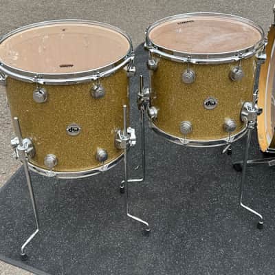 DW Collector’s Maple SSC Gold Glass 5 Piece Drum Set image 4