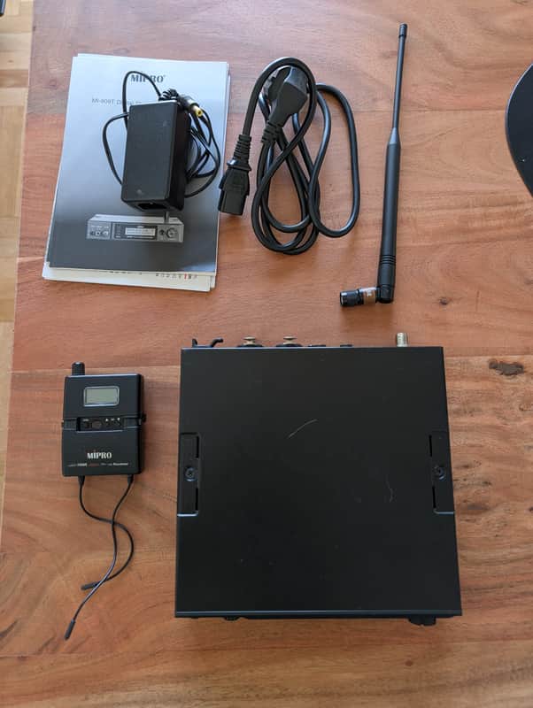 Mipro MI-909RT (480–544 MHz) image 1