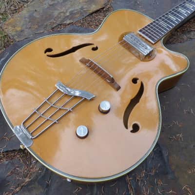Harmony H65 Archtop 1959 Natural w/Case image 2