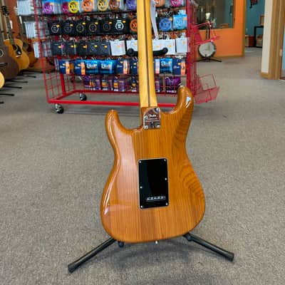Fender American Professional II Stratocaster 2024 - Roasted Pine image 7