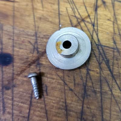1972 Vintage Fender P Bass Jazz Headstock String Guide Original Screw image 3