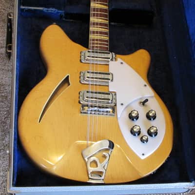 1968 Vintage Rickenbacker 370-12 Mapleglo Finish Feb/68 image 4