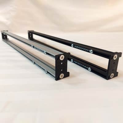 Intellijel 1U 104HP Eurorack Rails Kit with Brackets & M3 nuts (Black / Silver) image 3