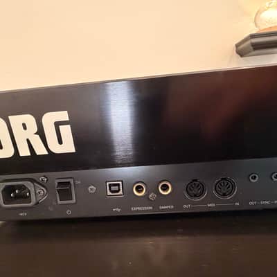 Korg Prologue 16 Polyphonic 61-Key 16-Voice Analog Synthesizer 2018 - Present - Black/Wood image 7