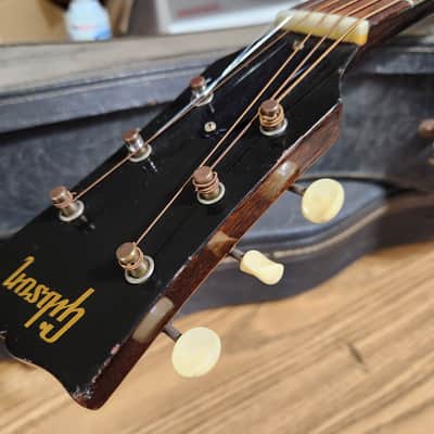 Gibson LG-2 1946 - 1949 - Sunburst image 10