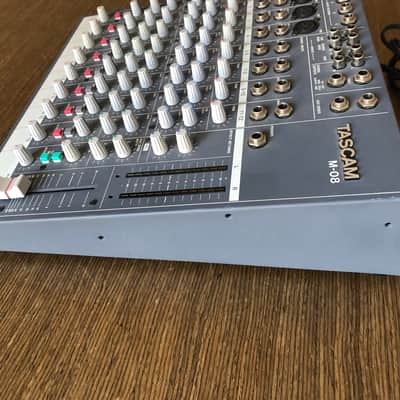 TASCAM M-08 アナログミキサー Tascam M-08 8-channel Mixer | Reverb