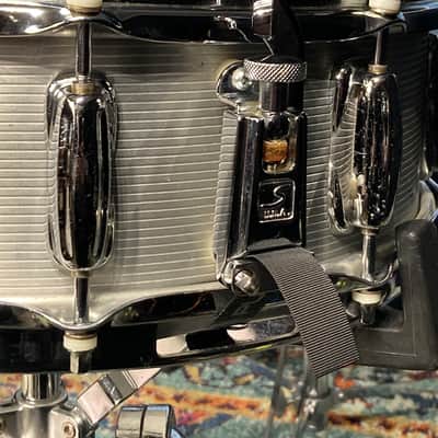 Slingerland - 5x14" No. 140, 10-Lug Aluminum Snare Drum with Rapid Strainer 1970s - Ribbed Aluminum. Engraved Hoops! image 7