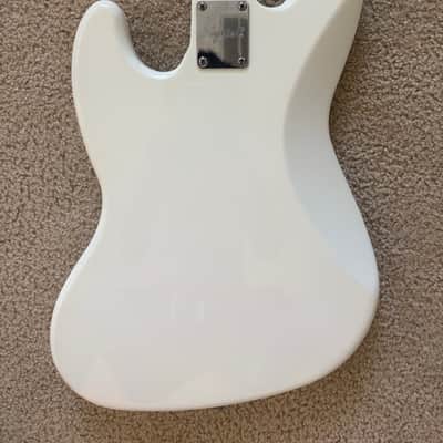 Squier Affinity Jazz Bass 2019 - Present - Olympic White image 4