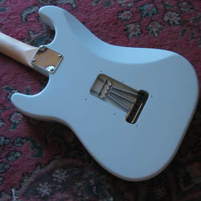 Fender MIM Strat body image 3