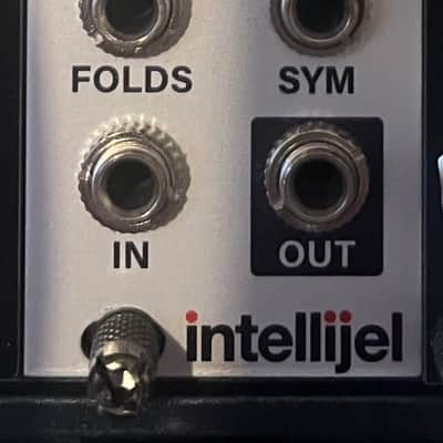 Intellijel uFold II Wavefolder / Waveshaper Eurorack Synth Module 2013 - 2017 - Silver image 2