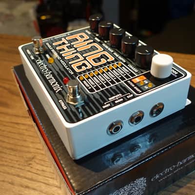 Electro-Harmonix Ring Thing Single Sideband Modulator 2010 - Present - Black / Red image 4