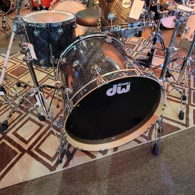 DW Collector's Series 4-PC Shell Pack - Grey Crystal w/ Chrome Hardware image 1