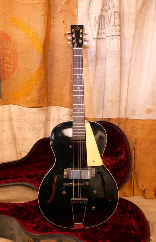 Vega Electric Spanish 1930's - Black image 1