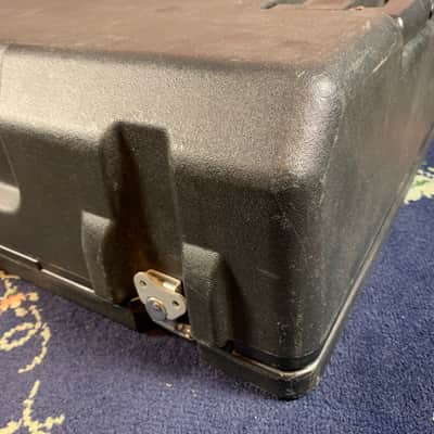 Furman SPB-8C Powered Pedal Board w/Rolling Hard Case image 9