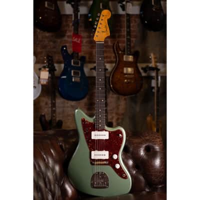 Fender Custom Shop 62 Jazzmaster Journeyman RW Sage Green Metallic image 4
