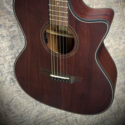 Orangewood Morgan M Live image 14