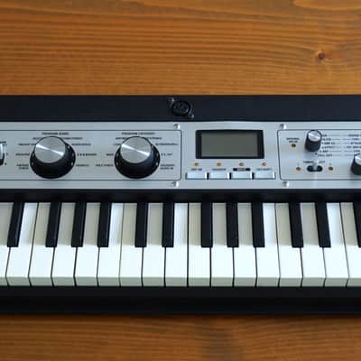 Korg MicroKORG XL 37-Key Synthesizer/Vocoder image 1