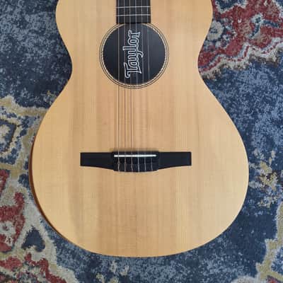 Used Taylor Academy 12e-N w/bag image 2