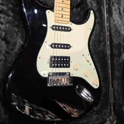 Fender Stratocaster Deluxe HSS Bare Knuckles 2013 - Noire image 1