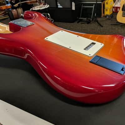 Used 2010 Fender FSR American Standard Stratocaster - Cherry Sunburst image 4