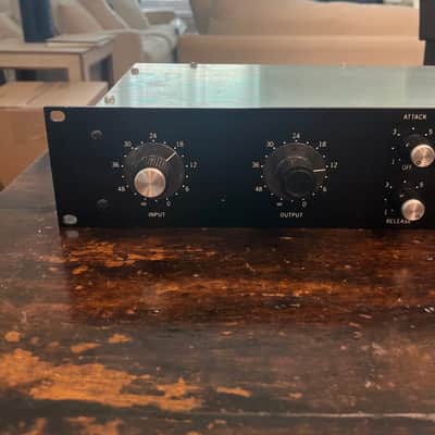 Universal Audio 1176LN Limiting Amplifier Reissue 2001 - Present - Black image 2