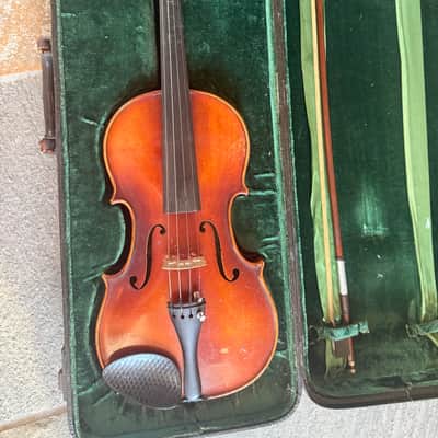 German Violin. Full size with case and bow. E. R. Pfrezschner brand image 1