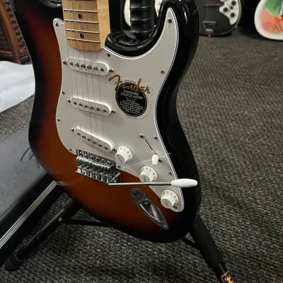 Fender Stratocaster 2000s - Burst image 6