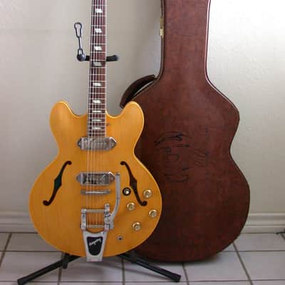 John Lennon Ltd. Ed. Epiphone 1965 Revolution Casino Natural image 1