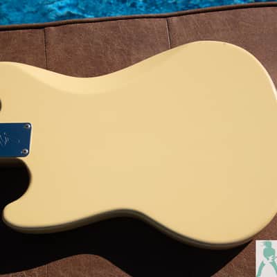 199's Fender MG-69 Mustang Reissue - w Vintage 60's Tone Cap & CTS Pots! - Crafted in Japan - Pro Set Up w Perfect Frets/Action/Intonation! - Tons of Mojo image 3