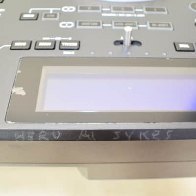 Numark MIXDECK Dual DJ Controller + CD/MP3/USB/iPod Player w/ Built-In Mixer Includes Road Case image 8