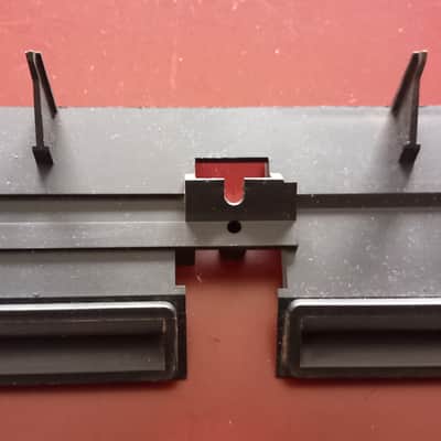 Card's Guide and Screws for Yamaha SY-55